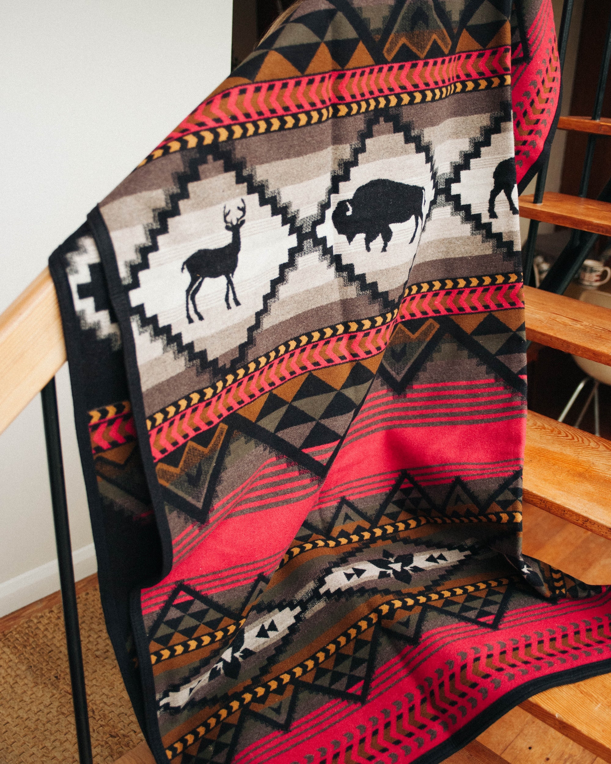 Jacquard Blanket - Lost Trail - Image 3