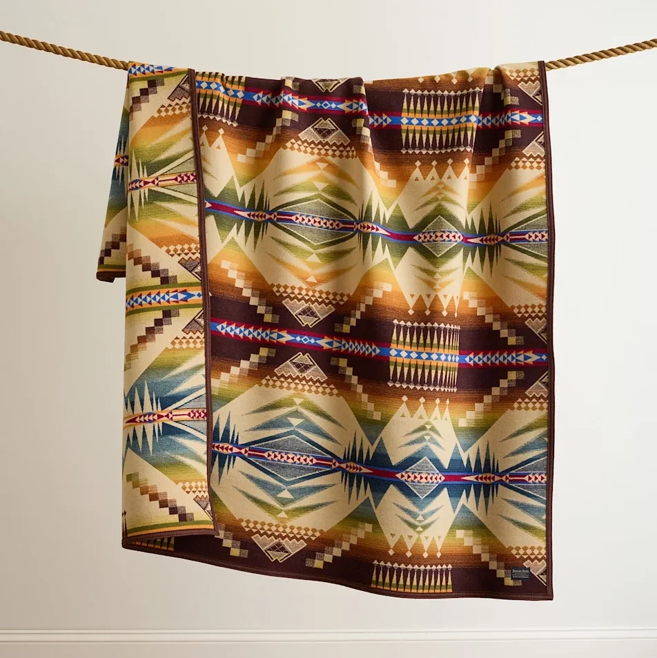 Jacquard Blanket - Mystic Lake